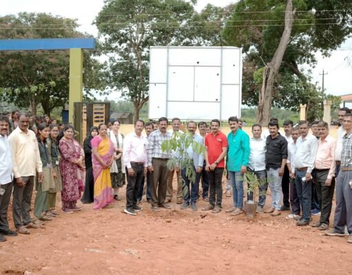 ಹಿರಿಯ ವಿದ್ಯಾರ್ಥಿ, ಬೆಂಗಳೂರು ರೇ ಕ್ಯೋ ಸಂಸ್ಥೆಯ ಸಿ. ಓ ಪ್ರಕಾಶ್ ರುಕ್ಮಯ್ಯ ರವರಿಂದ ಕೆಪಿಎಸ್ ಗೆ ಹೈಟೆಕ್