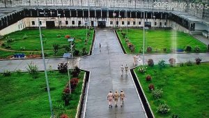 Big news: ಶಿವಮೊಗ್ಗ ಜೈಲಿನ ಕರ್ಮಕಾಂಡ..! ಮನ ಪರಿವರ್ತನೆಯ ಕೇಂದ್ರ ಮನರಂಜನೆಯ ತಾಣವಾಗುತ್ತಿದೆ ಹೇಗೆ..?! ಮುಖ್ಯ ಅಧಿಕ್ಷಕ ರಂಗನಾಥ್ ಪಾತ್ರವೇನು..?!