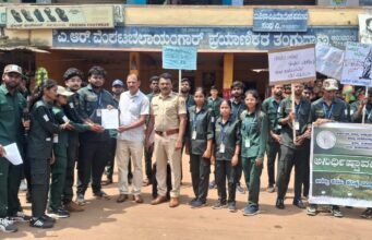 ಬೀದಿಗಿಳಿದ ಅರಣ್ಯ ಶಾಸ್ತ್ರ ವಿಭಾಗದ ವಿದ್ಯಾರ್ಥಿಗಳು– ಬೀದಿ ನಾಟಕ ಮಾಡಿ ತಮ್ಮ ಅಳಲು ತೋಡಿಕೊಂಡ ವಿದ್ಯಾರ್ಥಿಗಳು..