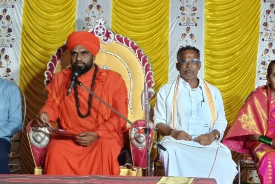 “ ಧರ್ಮ ಸಂಸ್ಕಾರ ಅಳವಡಿಸಿಕೊಂಡರೆ ಸುಸಂಸ್ಕೃತ ಸಮಾಜ ನಿರ್ಮಾಣ- ಮೂಲೆಗದ್ದೆ ಶ್ರೀಗಳು..!!