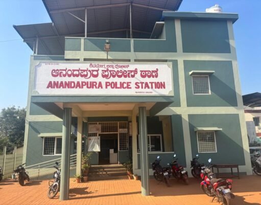 ಆನಂದಪುರದಲ್ಲಿ ಗಣಿ ಭೂವಿಜ್ಞಾನ ಇಲಾಖೆ ಮಿಂಚಿನ ಕಾರ್ಯಾಚರಣೆ: ಅಕ್ರಮ ಜಂಬಿಟ್ಟಿಗೆ ದಂಧೆ ಬಯಲಿಗೆ..!!