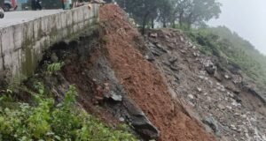 ಹುಲಿಕಲ್ ಘಾಟಿ ರಸ್ತೆ ಸಂಚಾರ ಬಂದ್..!!